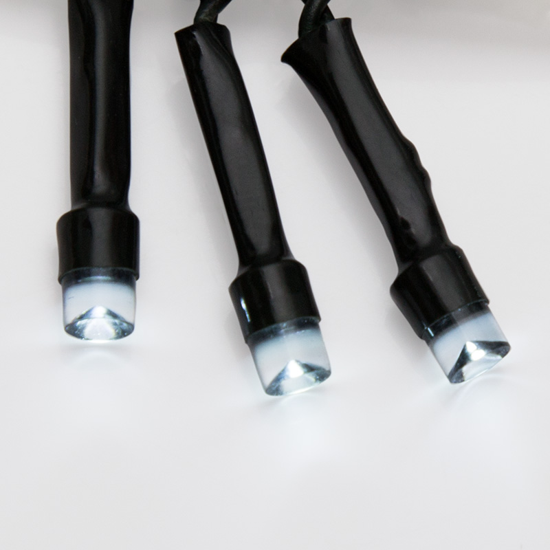 Качественная картинка Гирлянда светодиодная универсальная Уличная БЕЛЫЕ 12 метров