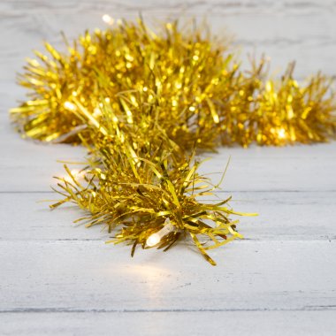 Гирлянда светодиодная Мишура золотая Neon-Night 1,5м, проз.ПВХ, IP20, 10LED, теплый белый, 2хАА(нет)