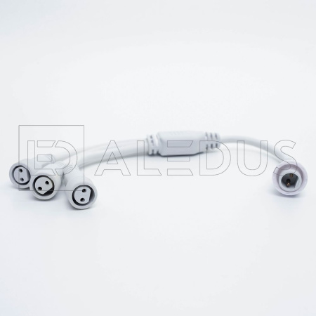 Качественная картинка Разветвитель Aledus 1-3, 2Pin