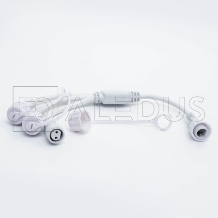 Качественная картинка Разветвитель Aledus 1-3, 2Pin