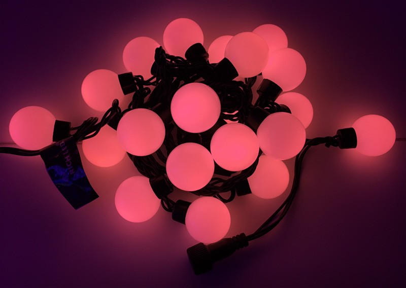 Качественная картинка Гирлянда Шарики RichLed, 220 В, постоянное свечение, IP 65, герметичный колпачок, цвет красный