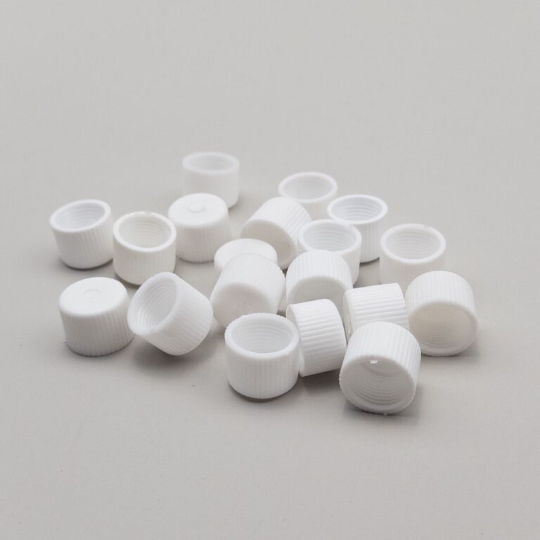 Качественная картинка Заглушка Laitcom для бахромы, занавесов и нитей 220В, белая