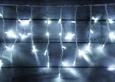 Светодиодная бахрома (Айсикл) ALEDUS 3x0.9 м, провод  каучук (резина), 132 LED, с мерцанием